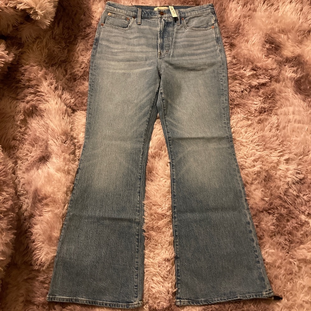 Madewell Perfect Vintage Flare Jean Size 30